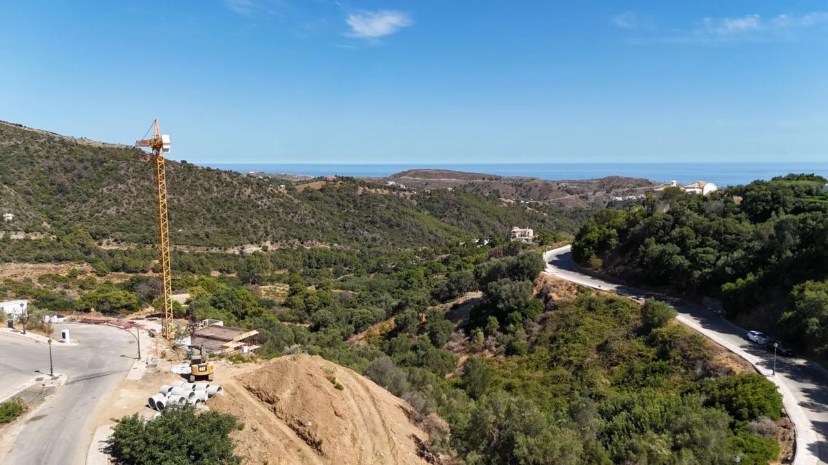 Terreno en venta en Benahavís, Malaga photo 5