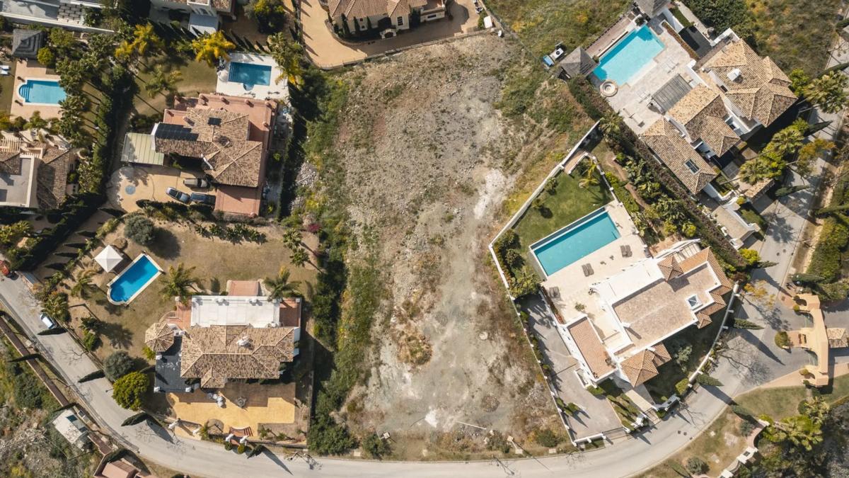 Land for sale in Benahavís, Malaga photo 2