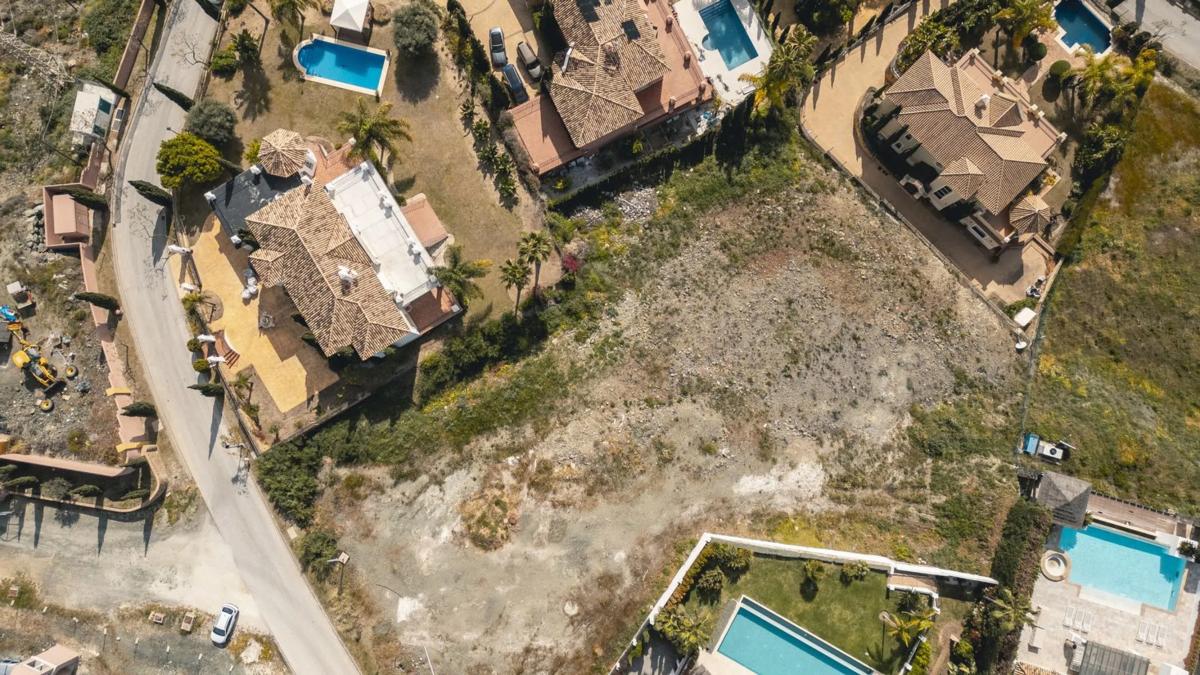 Land for sale in Benahavís, Malaga photo 3