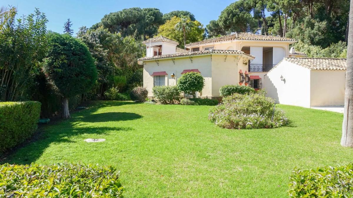 Land for sale in Marbella, Malaga photo 3