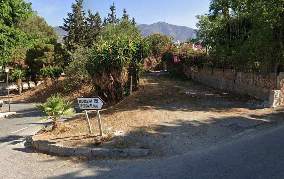Terreno en venta en Mijas, Malaga photo 1