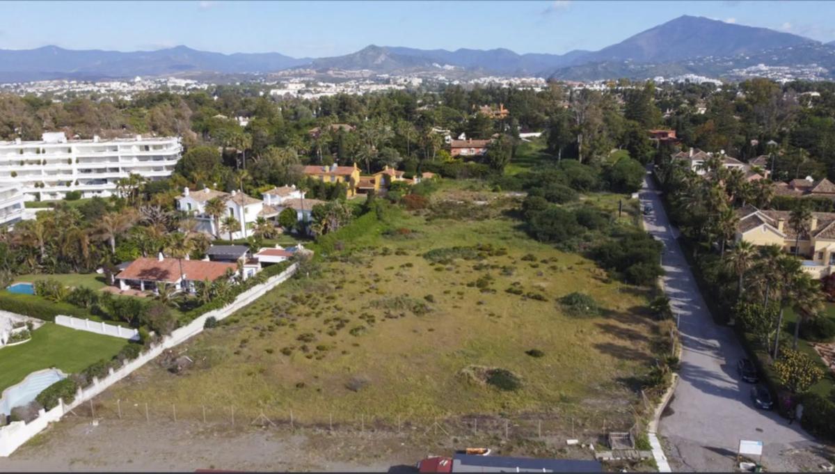 Terreno en venta en Marbella, Malaga photo 4