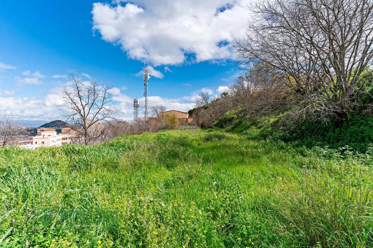 Land for sale in Coin, Malaga photo 1