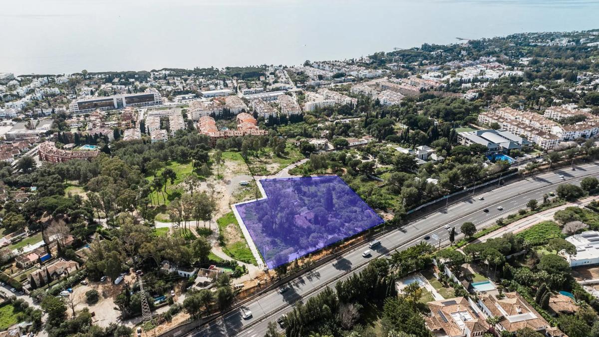 Terreno en venta en Marbella, Malaga photo 3