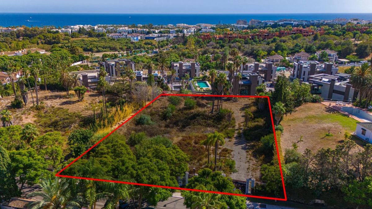 Land for sale in Marbella, Malaga photo 4