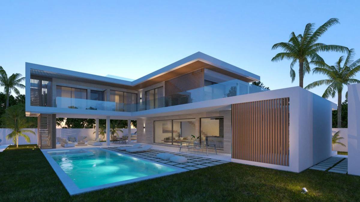 Terreno en venta en Estepona, Malaga photo 1