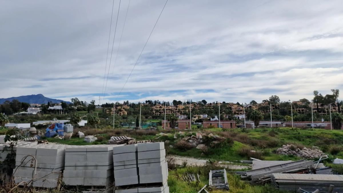 Działka na sprzedaż w Estepona, Malaga photo 3