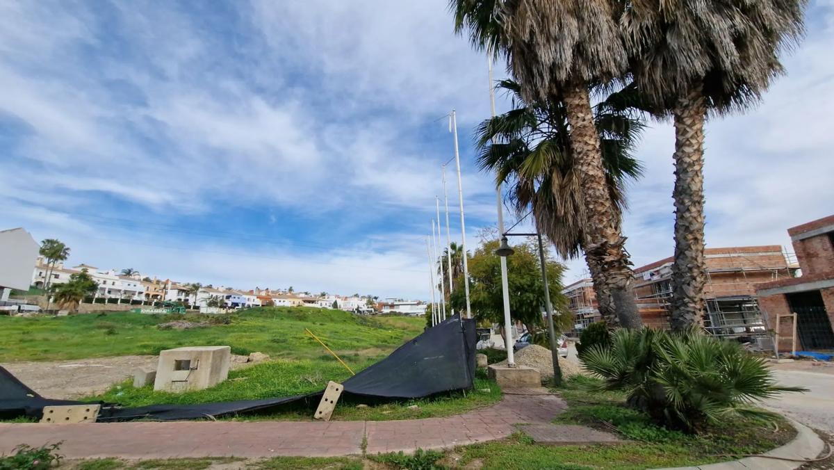 Działka na sprzedaż w Estepona, Malaga photo 4