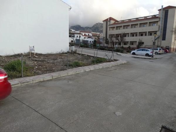 Terreno en calle Jazmín photo 2
