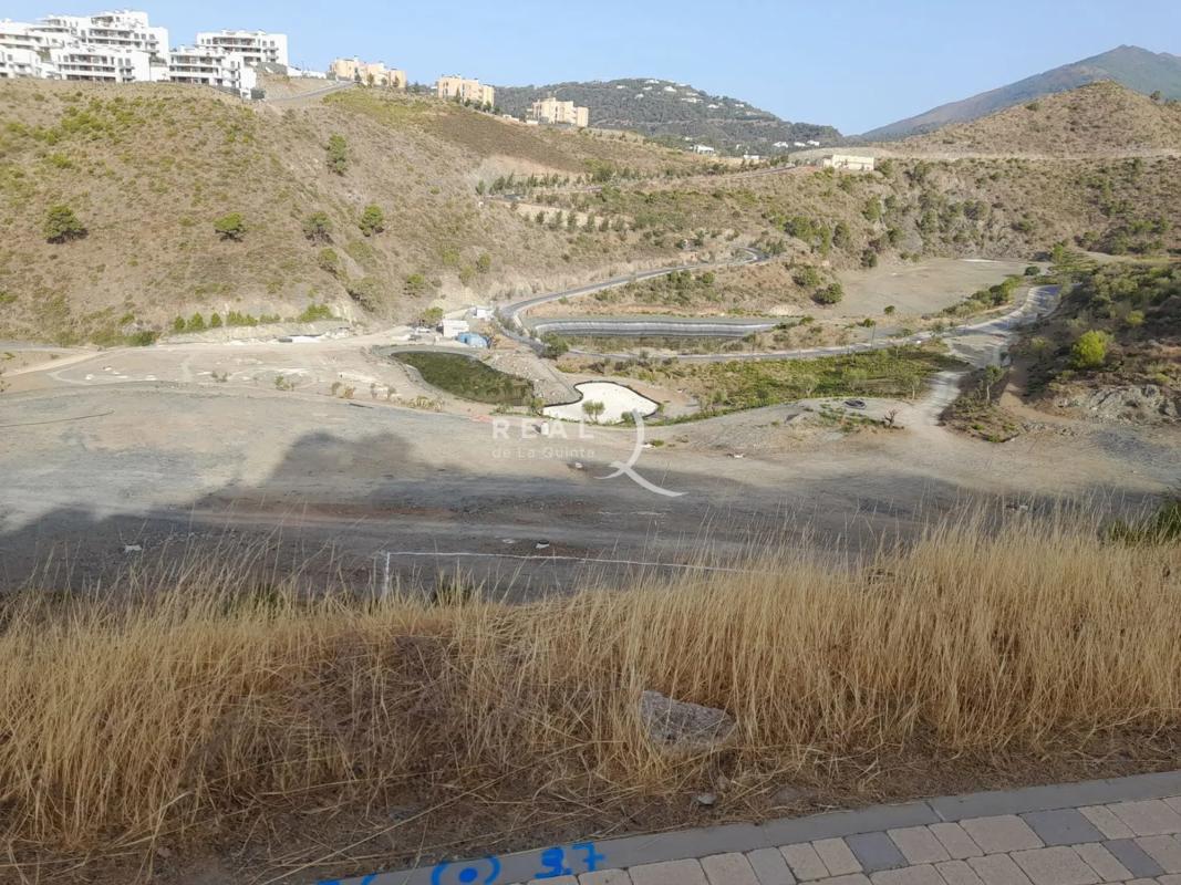 Terreno en venta en Benahavís, Malaga photo 2