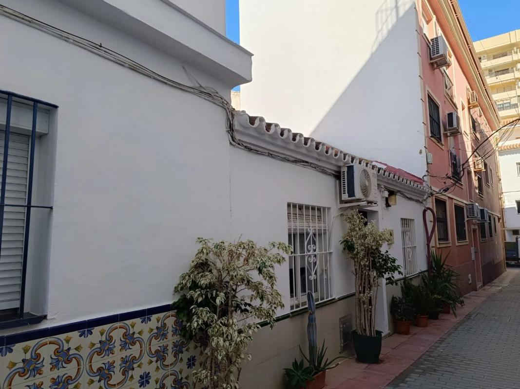 Terreno en venta en Fuengirola, Malaga photo 4