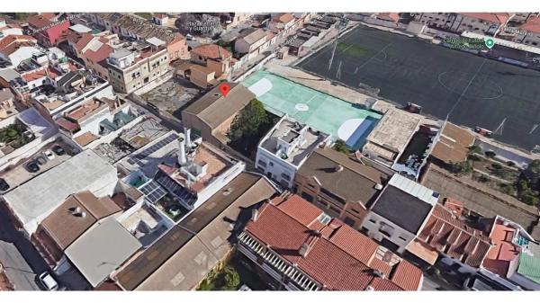 Terreno en calle Baeza, 18 thumbnail 2
