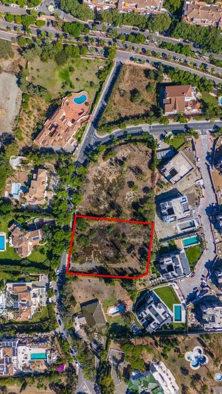 Land for sale in Marbella, Malaga photo 3