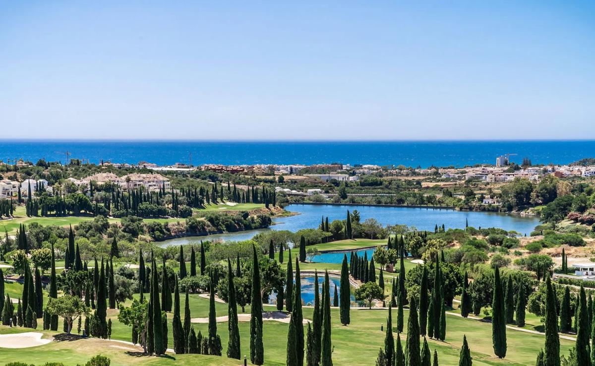Terreno en venta en Estepona, Malaga photo 3