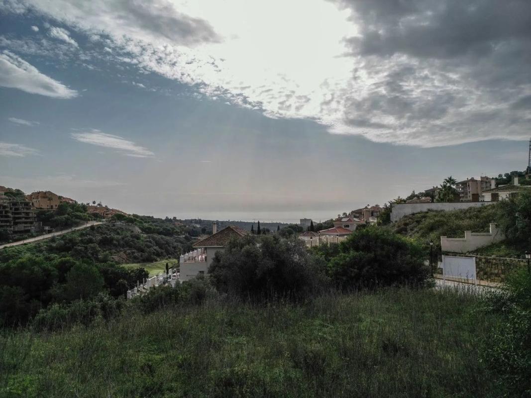 Terreno en venta en Marbella, Malaga photo 2