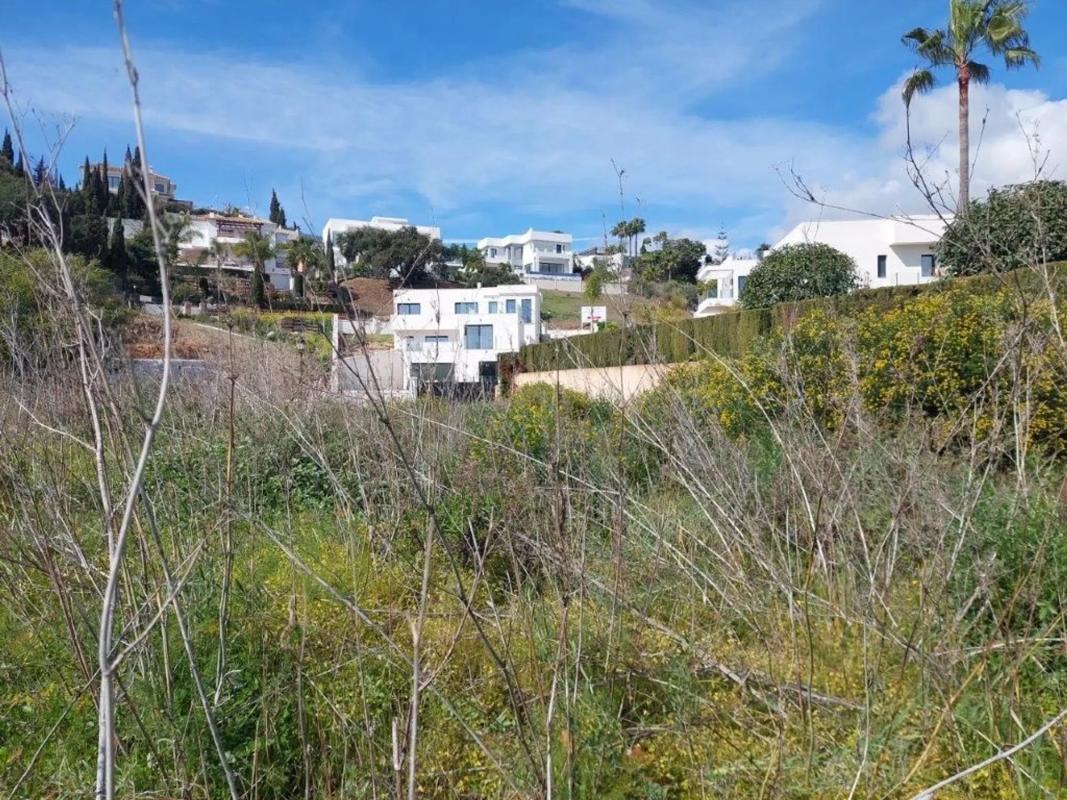 Terreno en venta en Marbella, Malaga photo 3