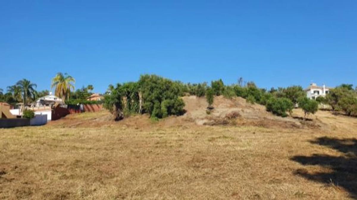 Terreno en venta en Marbella, Malaga photo 3