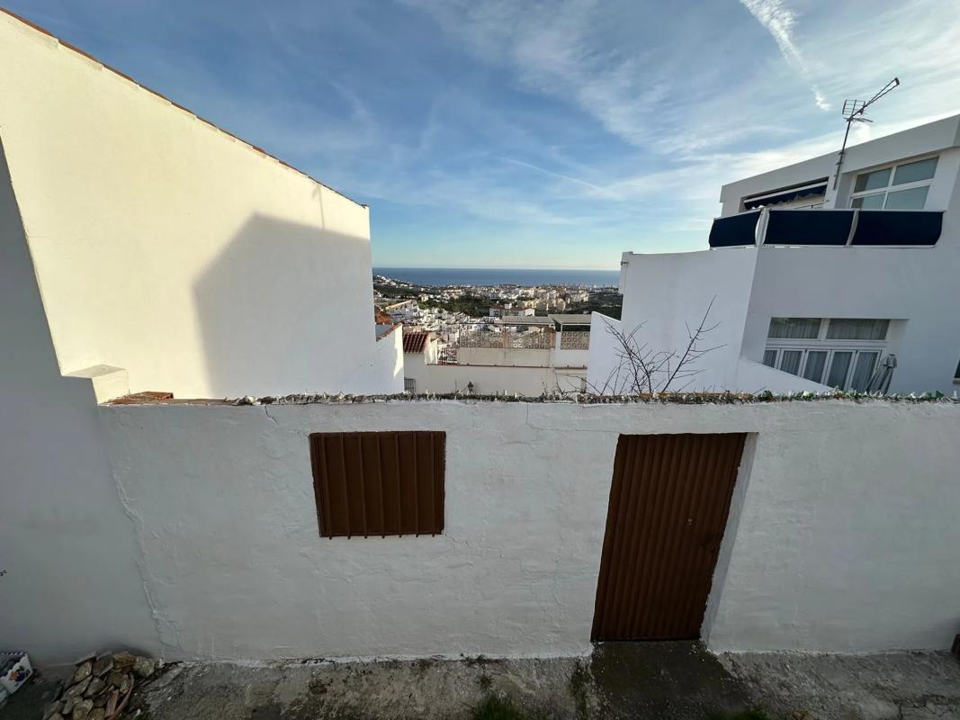Terreno en venta en Torrox, Malaga photo 2