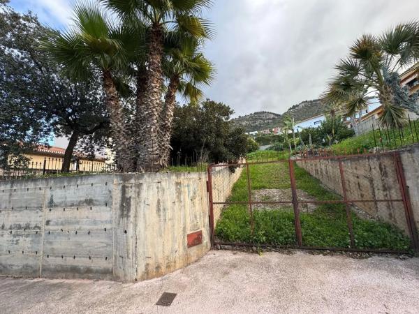Terreno en Manantiales - Lagar - Cortijo thumbnail 1