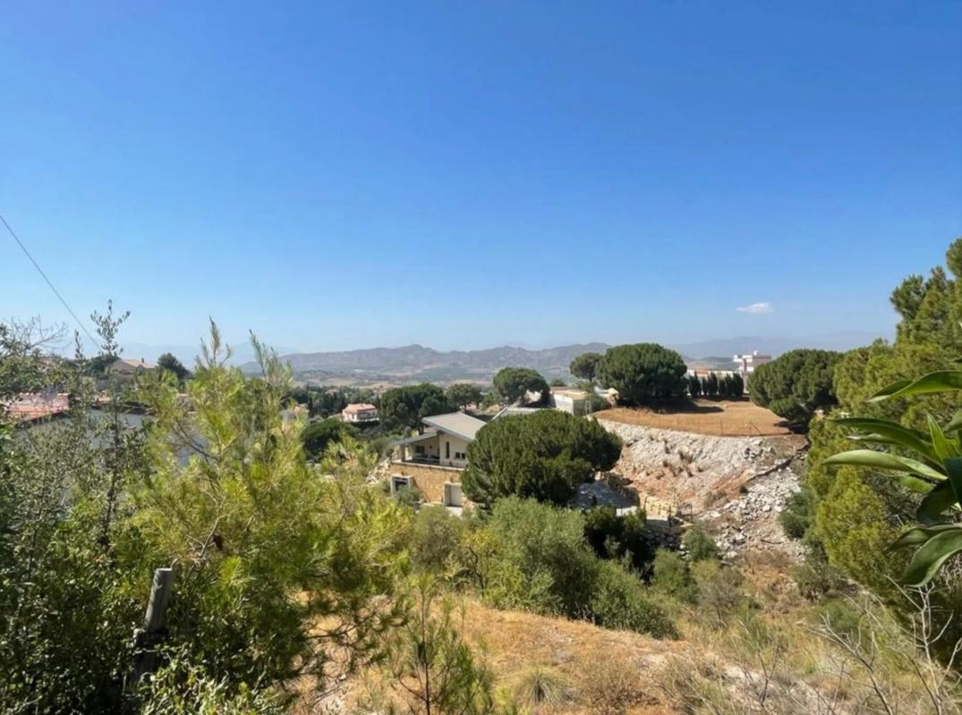 Terreno en venta en Alhaurín de la Torre, Malaga photo 3