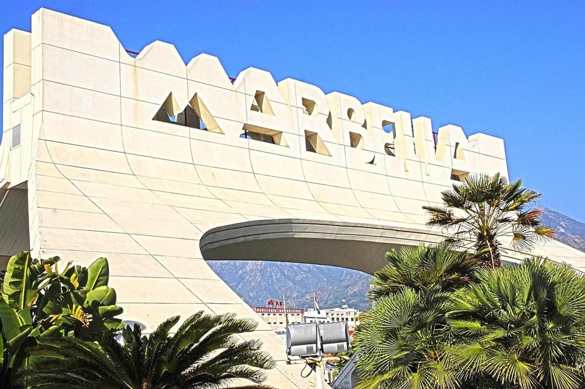 Terreno en venta en Marbella, Malaga photo 2