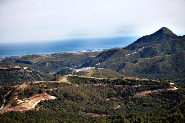 Terreno en carretera de Ronda, km 10 photo 1