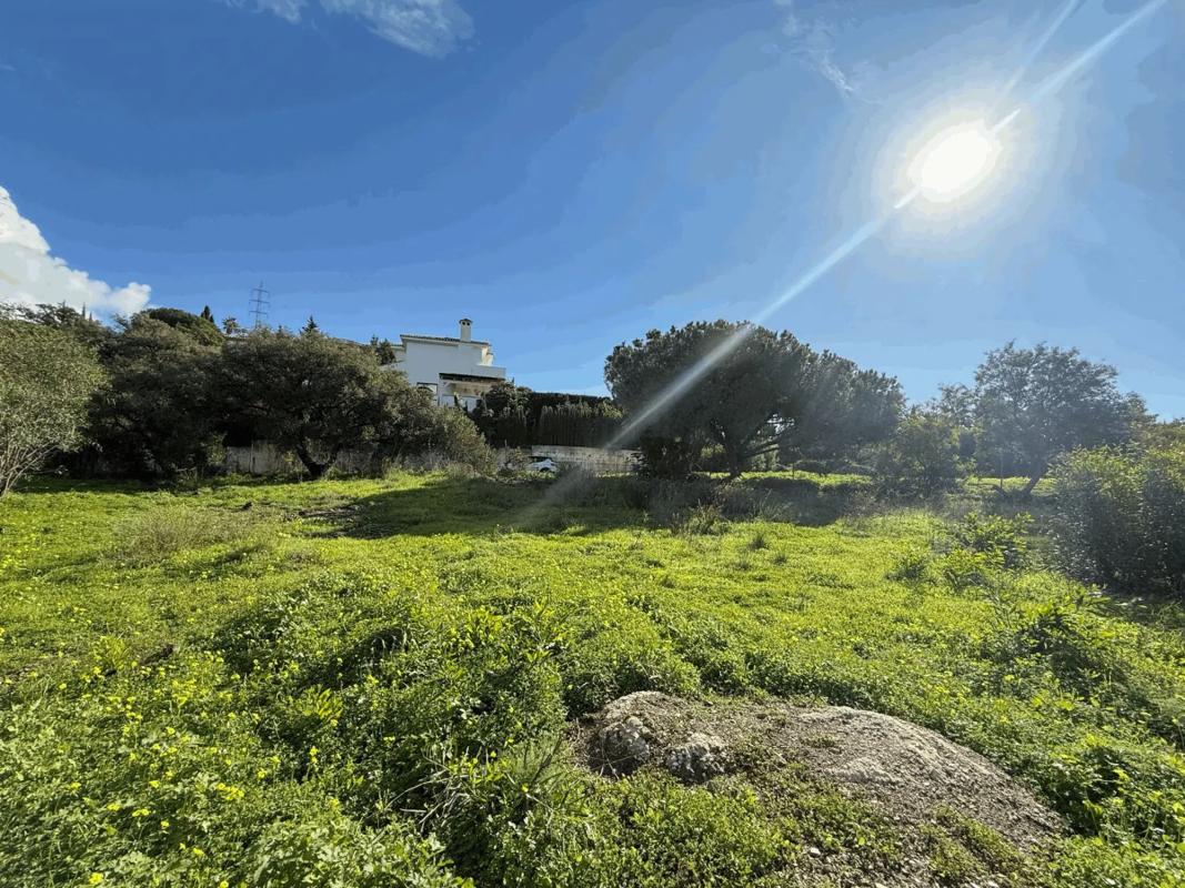 Terreno en venta en Marbella, Malaga photo 2