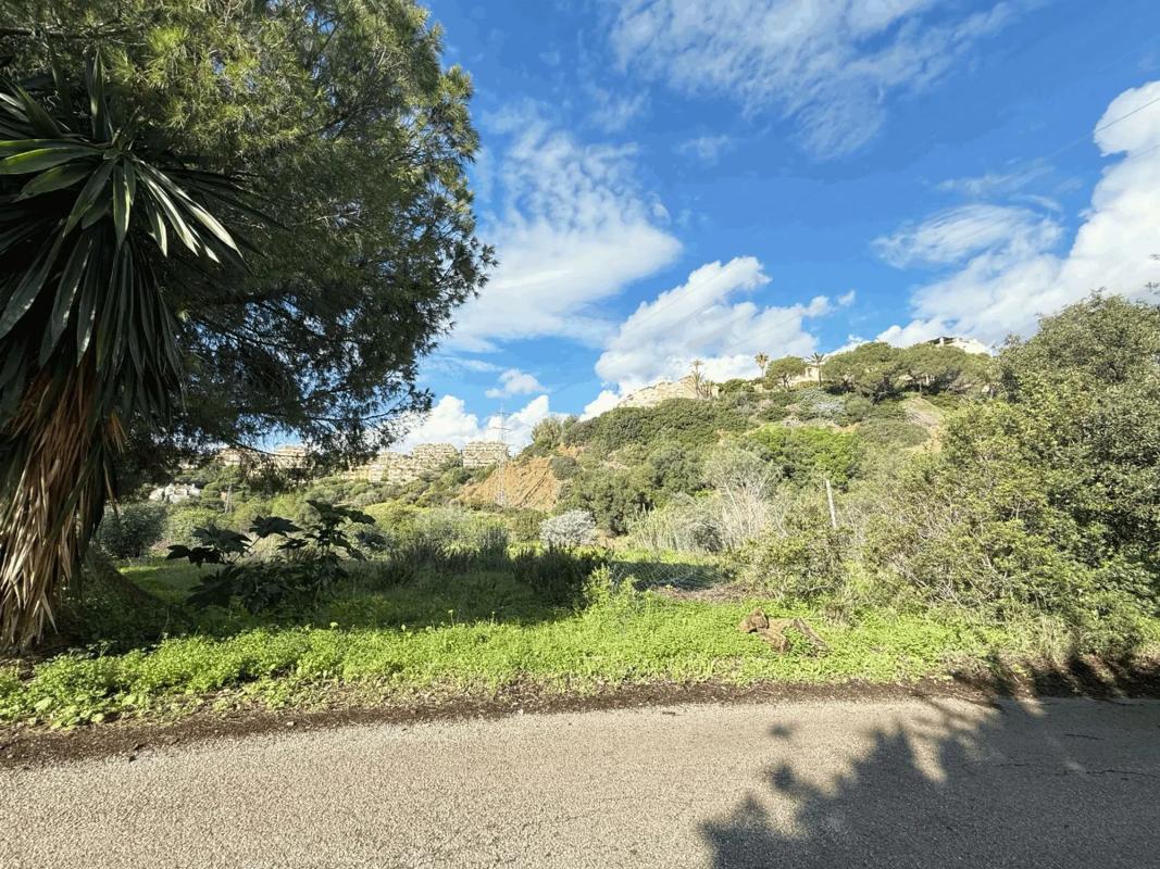 Terreno en venta en Marbella, Malaga photo 3