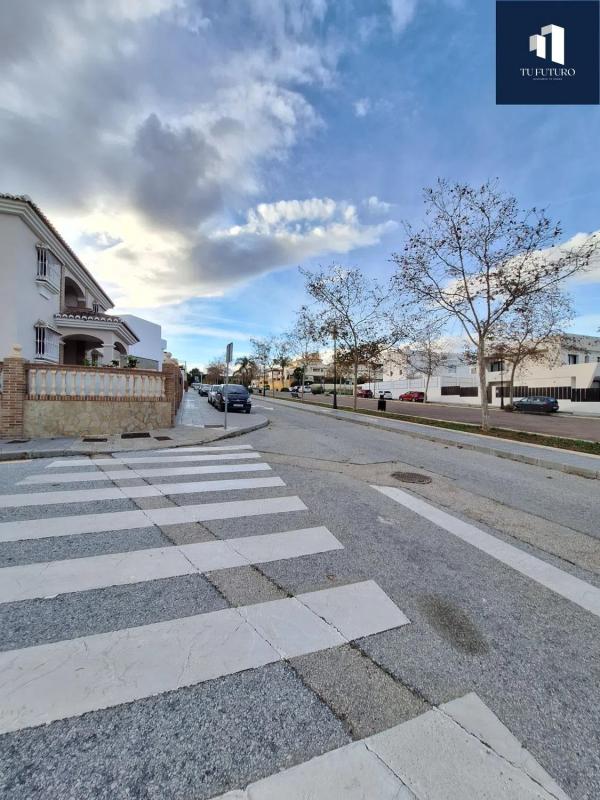 Terreno en venta en Torre del Mar, Malaga photo 1