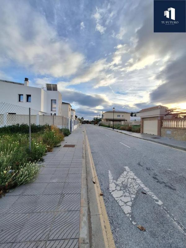 Terreno en venta en Torre del Mar, Malaga photo 4