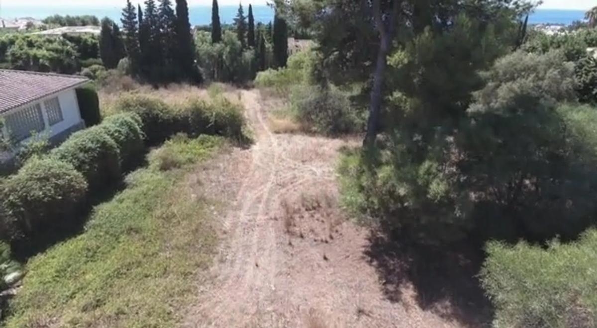 Terreno en venta en Marbella, Malaga photo 2