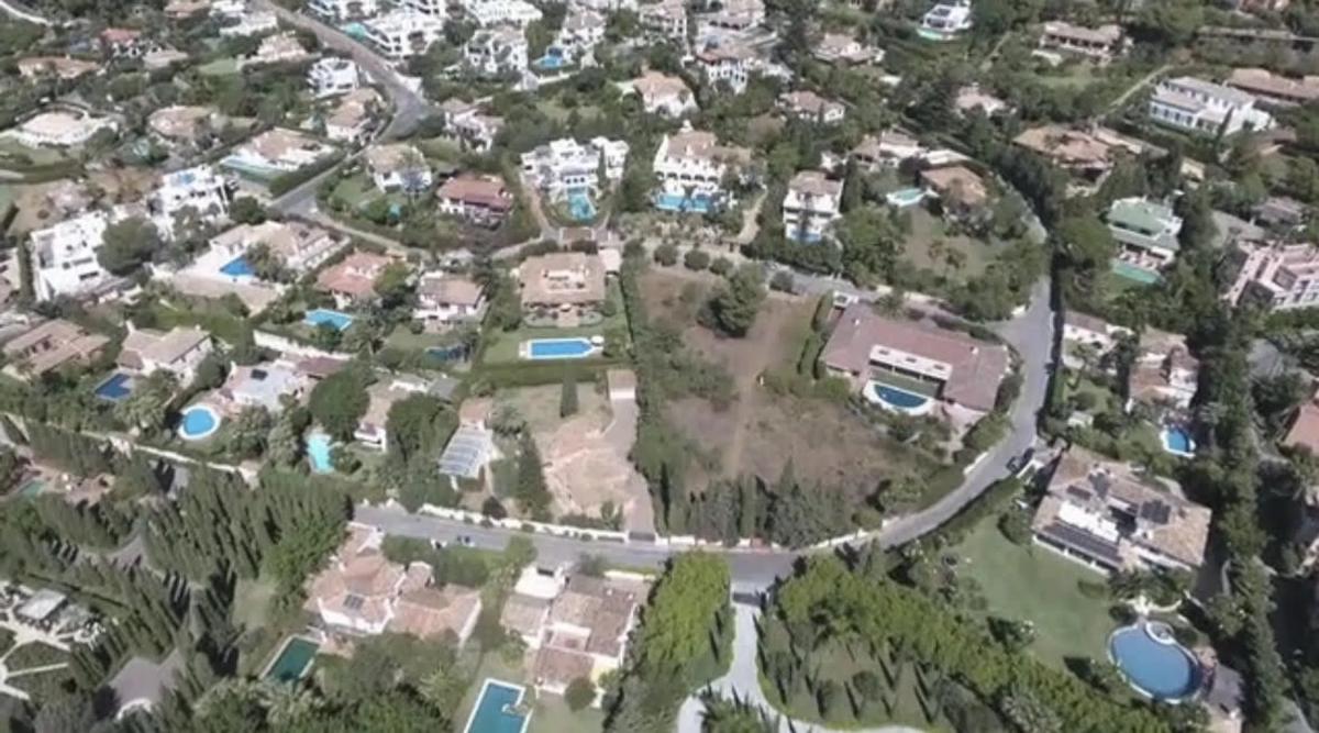 Terreno en venta en Marbella, Malaga photo 3