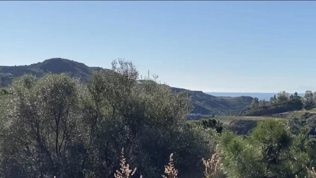 Terreno en venta en Benahavís, Malaga photo 2