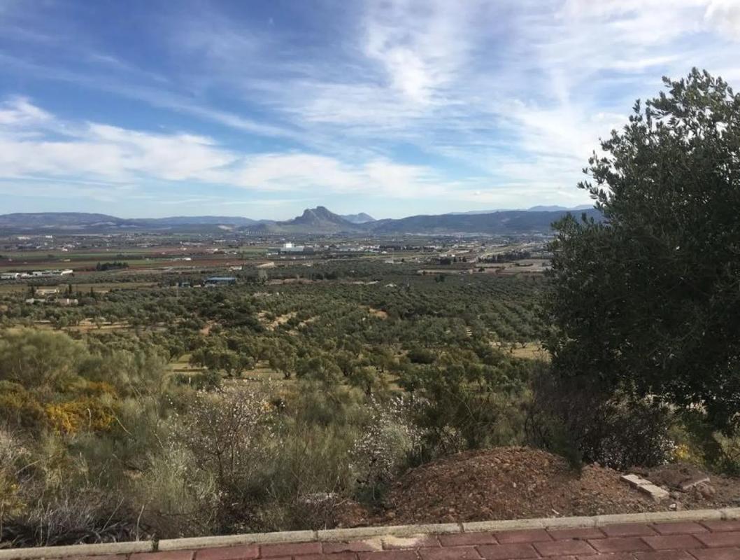 Terreno en venta en Antequera, Malaga photo 1
