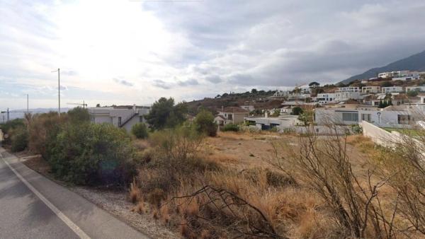 Terreno en calle Araucaria thumbnail 2
