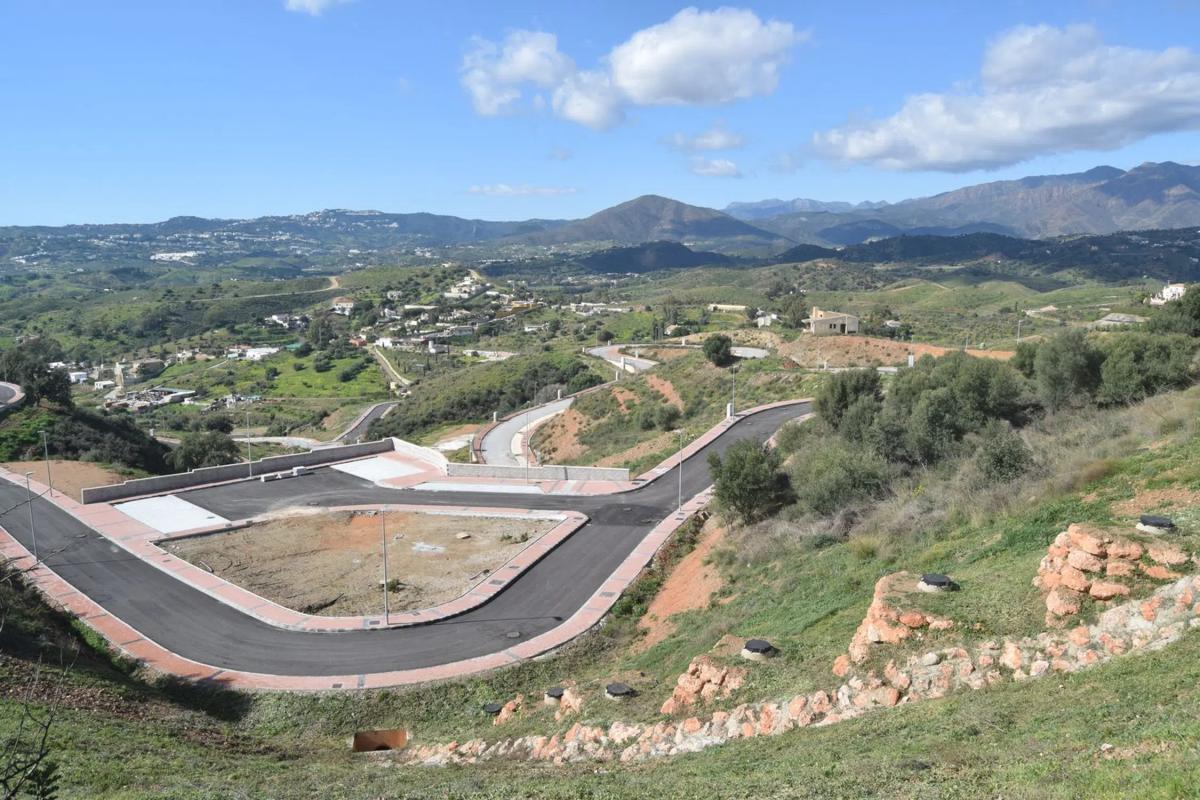 Terreno en venta en Mijas, Malaga photo 2