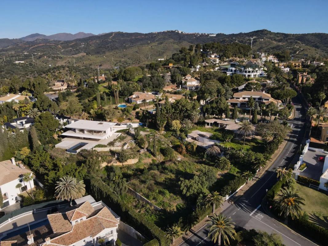 Terreno en venta en Marbella, Malaga photo 2