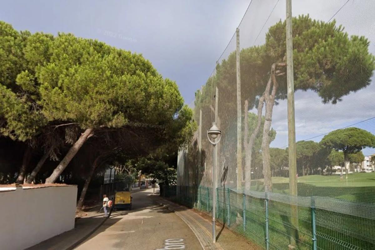 Działka na sprzedaż w Marbella, Malaga photo 1