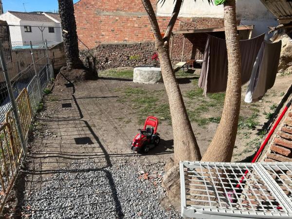 Terreno en plaza Santa Cruz thumbnail 1