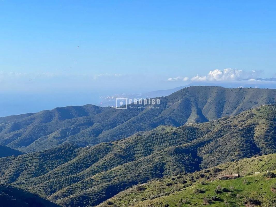 Terreno en venta en Málaga, Malaga photo 2