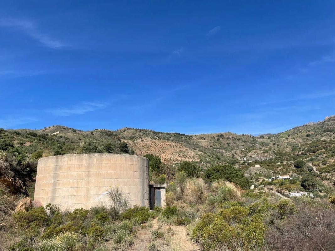 Terreno en venta en Nerja, Malaga photo 1