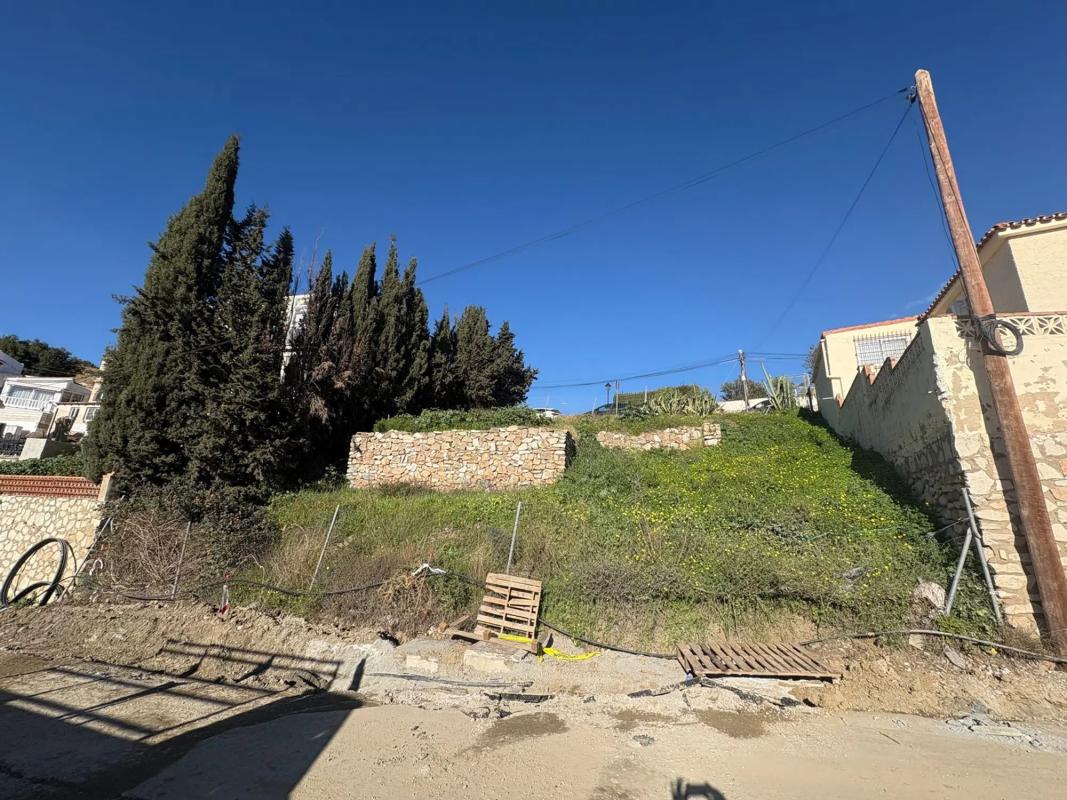 Działka na sprzedaż w Fuengirola, Malaga photo 1