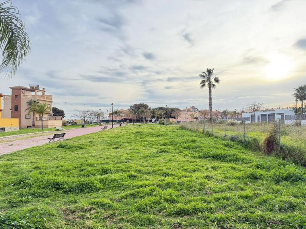Land for sale in Tower of the Sea, Malaga photo 4