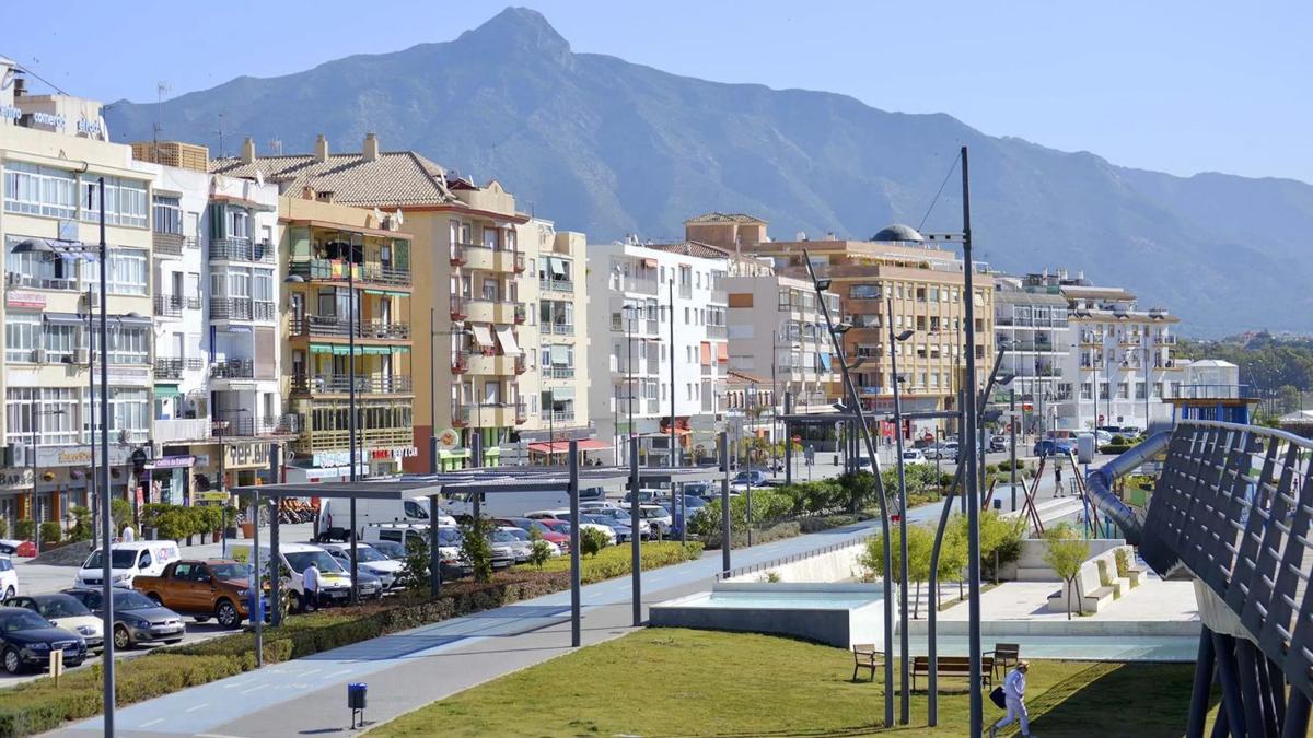 Terreno en venta en Marbella, Malaga photo 1