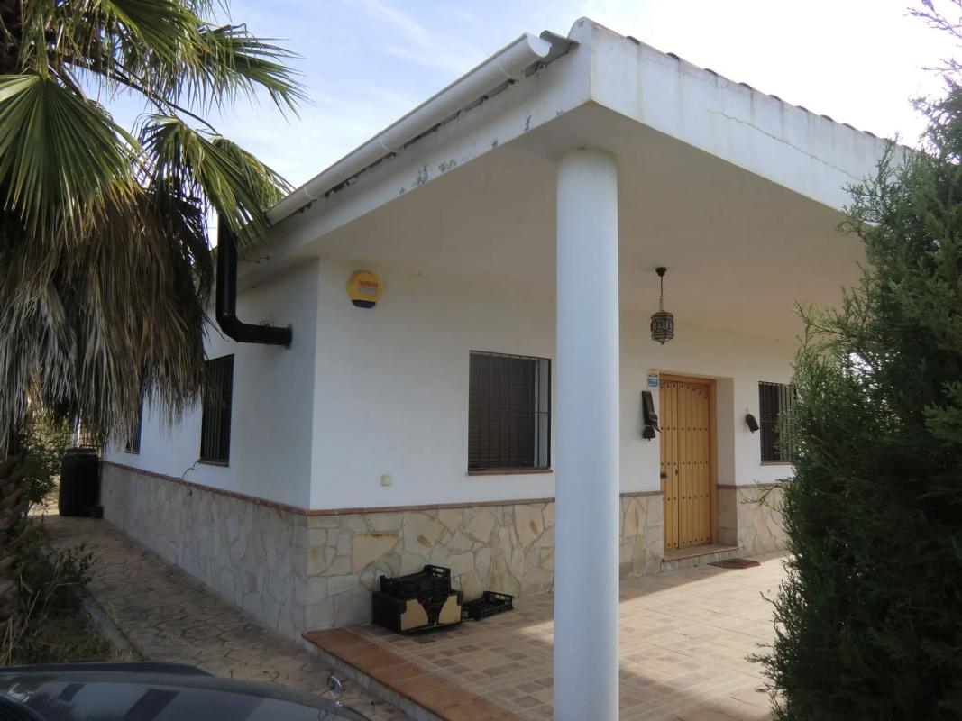 Land for sale in Alhaurín de la Torre, Malaga photo 1