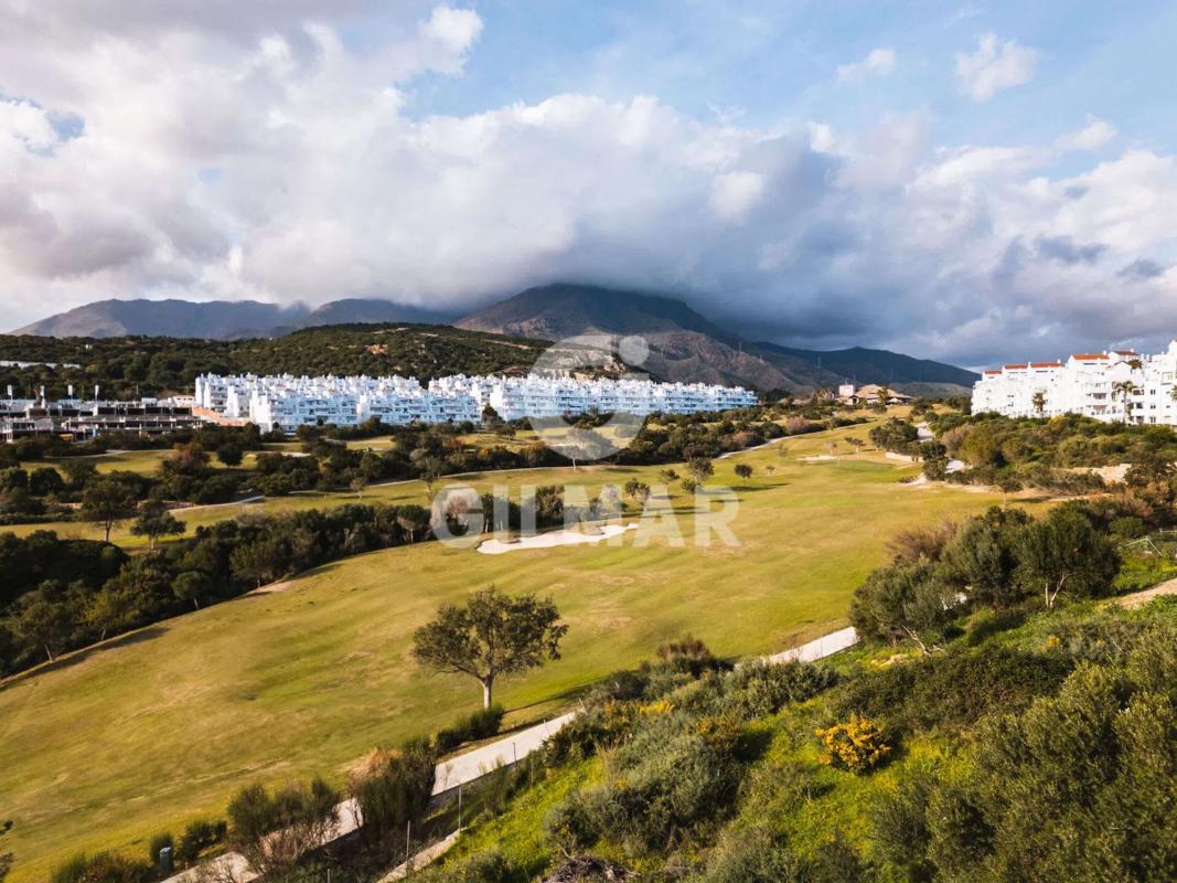 Działka na sprzedaż w Estepona, Malaga photo 4
