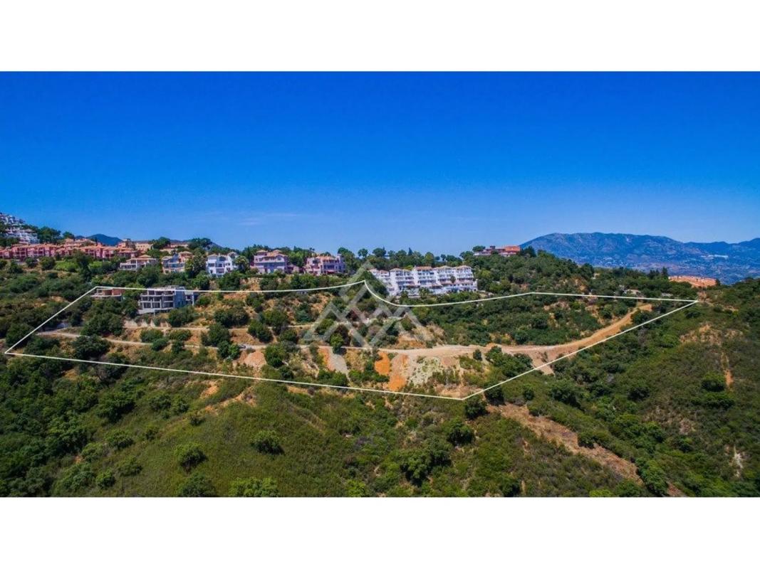 Land for sale in Ojén, Malaga photo 4