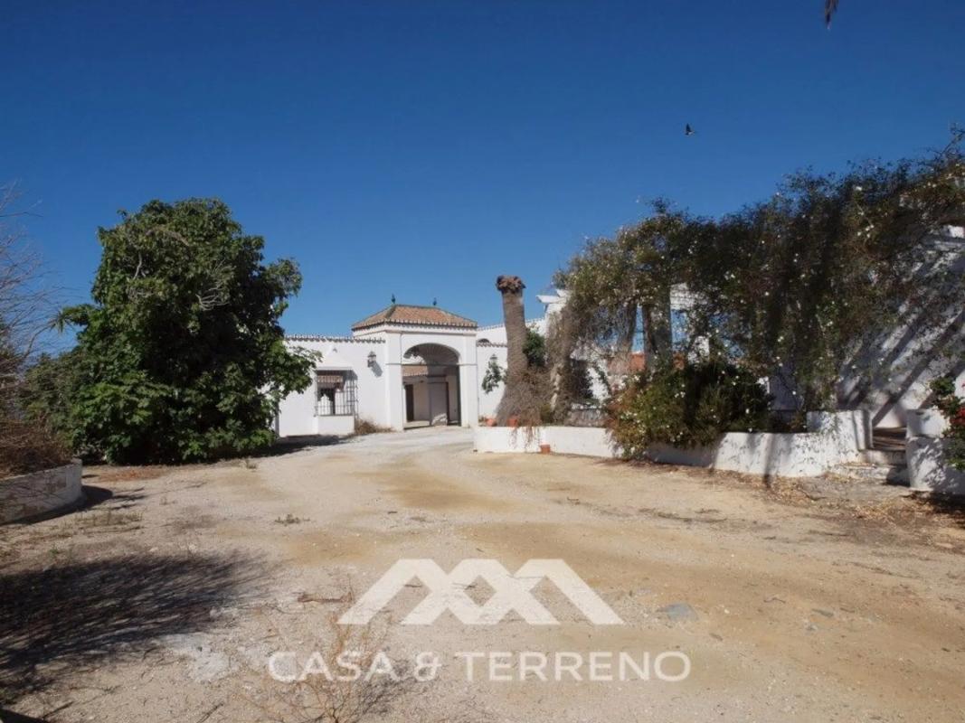 Terreno en venta en Almayate Bajo, Malaga photo 5
