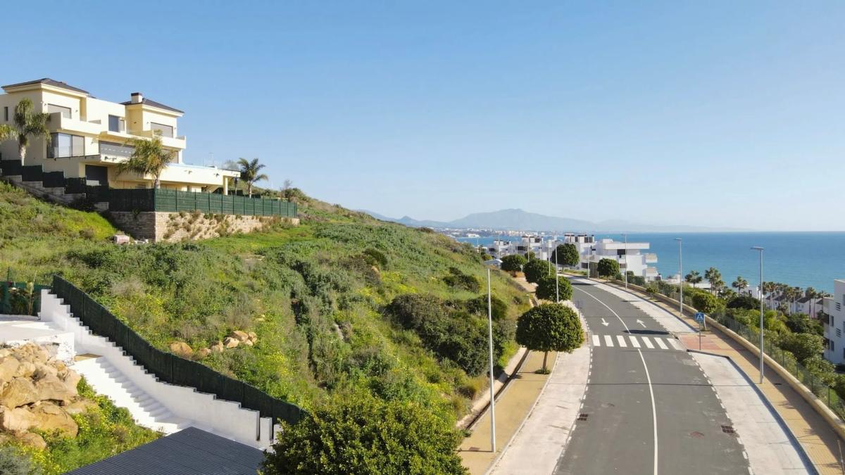 Terreno en venta en Casares, Malaga photo 1