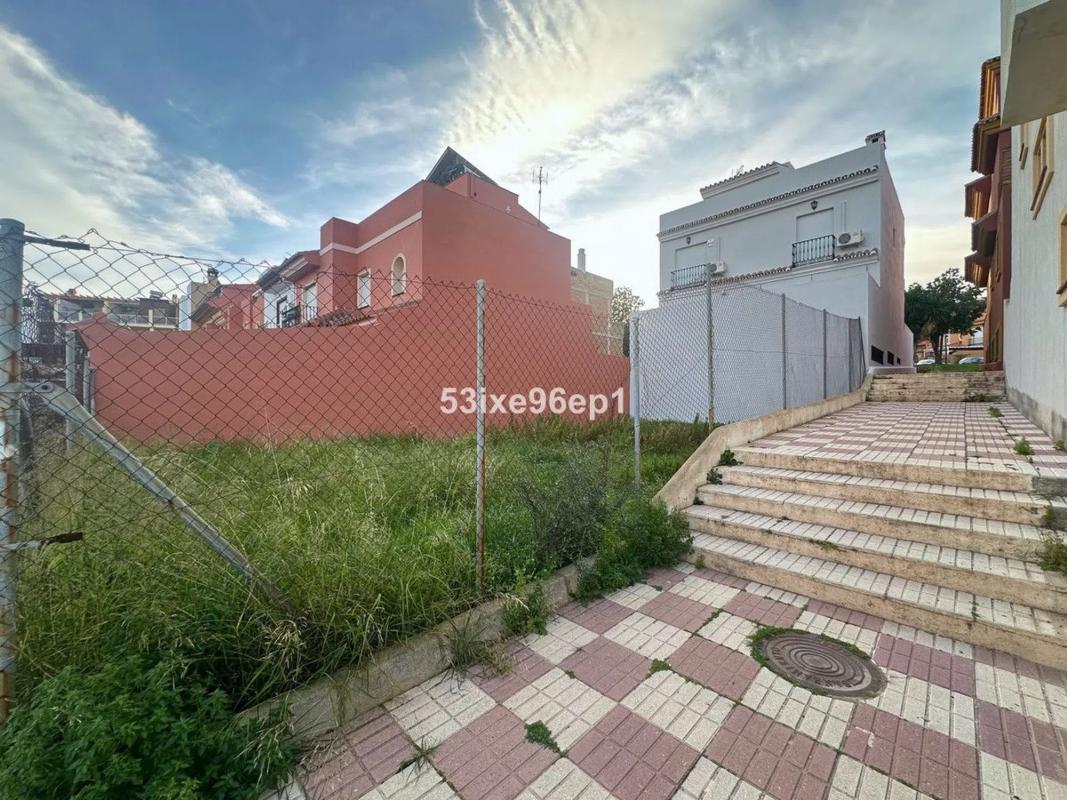 Участок земли на продажу в Эстепона, Малага photo 2